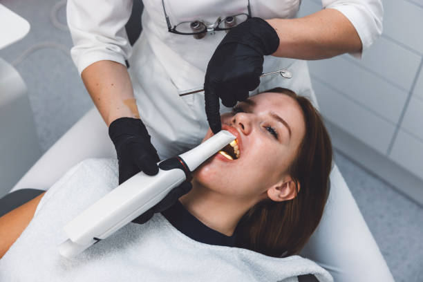 Best Emergency Dental Care for Broken or Chipped Teeth in Palm Desert, CA